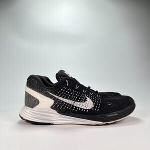 Nike LunarGlide 7 Black White Running Shoes Lightweight 747356-001 Womens Size 8